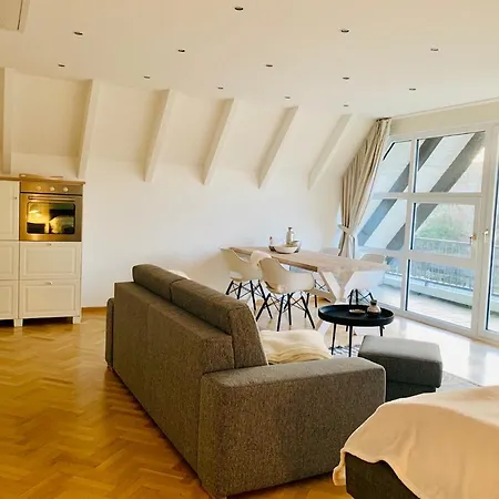 아파트 Funckyhome 라테카우