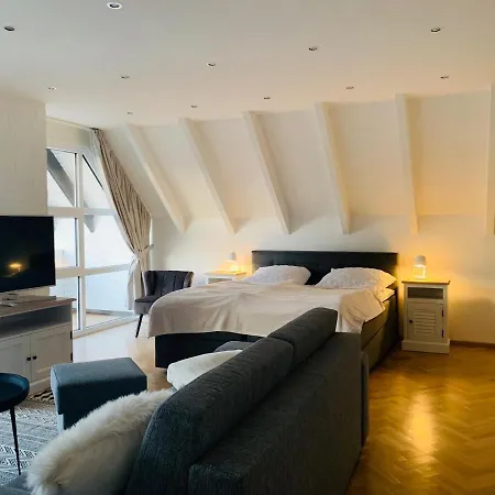 Funckyhome 아파트 라테카우